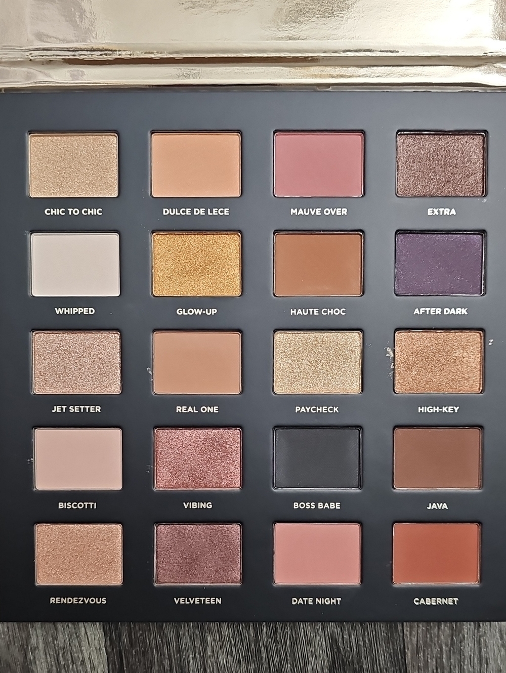 Iconic London Eyeshadow Palette